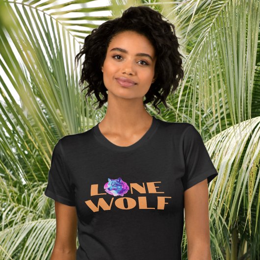 "Lone Wolf"またはメッセージ、大きなオレンジ色の文字 Tシャツ