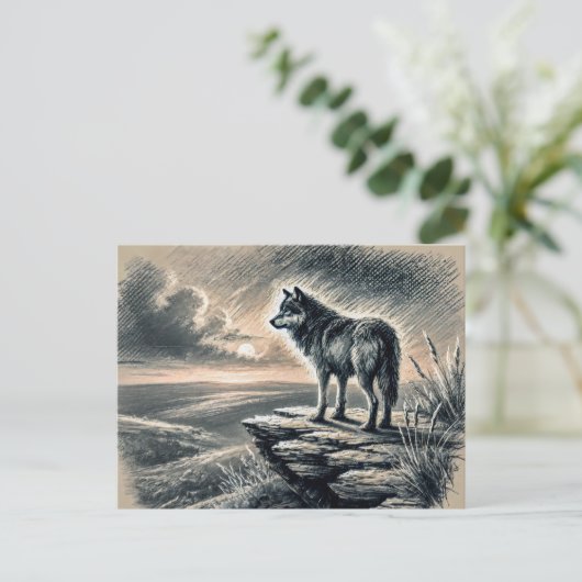 Lone Wolf on Cliff Looking into Distance ポストカード (スタンド正面)