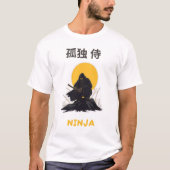 Lonely Ninja Samurai Art Design Tシャツ (正面)