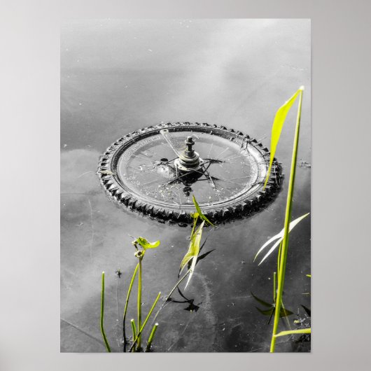 Long Forgotten Childhood Poster Print ポスター (正面)