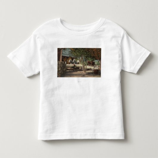 Longview牧場のローディングのフルーツ トドラーTシャツ (正面)