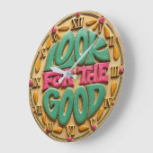 Look for the Good Inspirational Positive Quote ラージ壁時計 (傾斜)