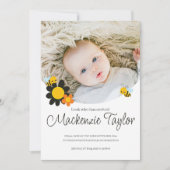 Look Who is Here新生児Beeをテーマにした発表 招待状 (正面)