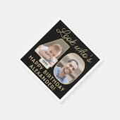 Look Who's 40ブラック&金ゴールドハッピーバースデー2写真 スタンダードカクテルナプキン (角)