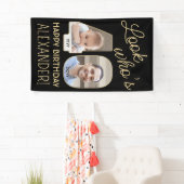 Look Who's 40ブラック&金ゴールド2フォトバースデーパーティー 横断幕 (インサイチュ)