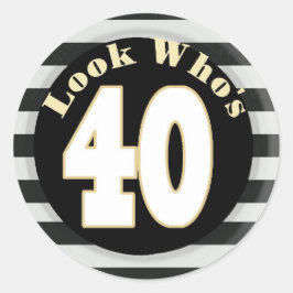 Look Who's 40誕生日シール ラウンドシール