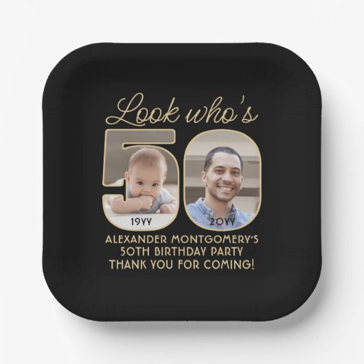 Look Who's 50ブラック&金ゴールドハッピーバースデー2写真 ペーパープレート (正面)