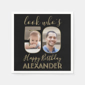 Look Who's 50ブラック&金ゴールド50番誕生日写真 スタンダードカクテルナプキン (正面)