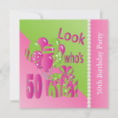 Look Who's 50 in Pink - 50th誕生日招待状 招待状 (正面)