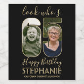 Look Who's 65ブラック&金ゴールド2フォトバースデーパーティー ワインラベル (シングルラベル)