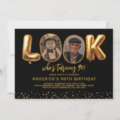 Look Who's 90 Black Gold Photo Ninety Birthday 招待状 (正面)