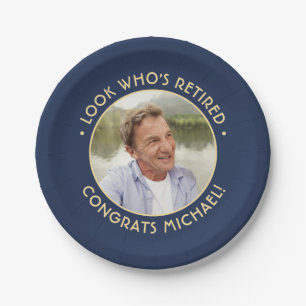 Look Who's Navyと退職した金ゴールドの退職写真 ペーパープレート