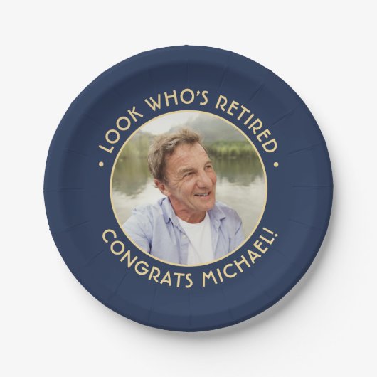 Look Who's Navyと退職した金ゴールドの退職写真 ペーパープレート (正面)