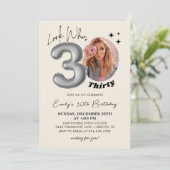 Look Who's Thirty Modern 30th Birthday Photo 招待状 (スタンド正面)