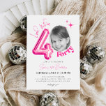 Look Whos Women 40th Birthday Pinkバルーンフォト 招待状<br><div class="desc">祝スタイルの節目！🎉✨ This Look Who's 40 Women's 40誕生日招待状は、シックなピンク色のバルーンデザイン、エレガントタイポグラフィ、カスタマイズ可能な写真を備えており、おもしろいに最適で思い出に残る40歳の誕生日お祝いに最適！今すぐカスタマイズ！💖🎂 #40thBirthday #BirthdayInvite #CustomPhotoInvitation</div>