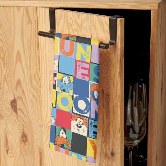 LOONEY TUNES™キャラクターブ市松模様にロック キッチンタオル (三つ折り)