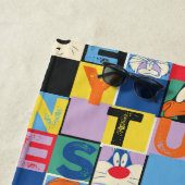 LOONEY TUNES™キャラクターブ市松模様にロック ビーチタオル (インサイチュ)