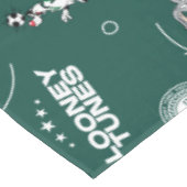 LOONEY TUNES™ Soccer Playbook Pattern テーブルクロス (アングル)