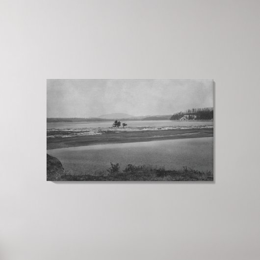 Lopez, WA – ビューTurtle Back Mountain in distanc キャンバスプリント (正面)