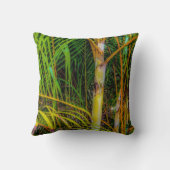 Lost in Areca Palms Throw Pillow クッション (裏面)