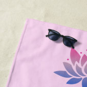 Lotus flower pink your text ビーチタオル (インサイチュ)