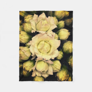 Lotusdröm- Elegant blomdesign フリースブランケット