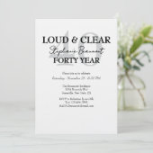「Loud and Clear」でお祝いする40歳の誕生日招待状 招待状 (スタンド正面)