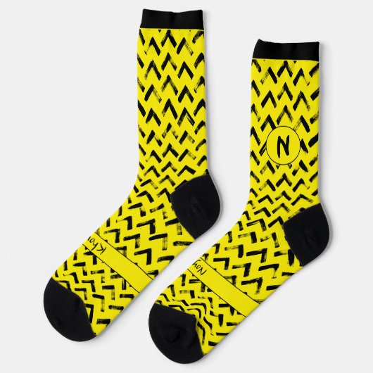 Loud Chevron Black and Yellow Name Initials ソックス (左)