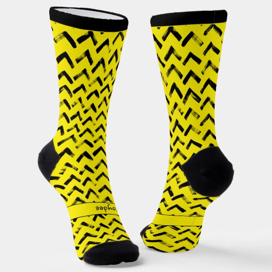 Loud Chevron Black and Yellow Name Initials ソックス (傾斜あり)