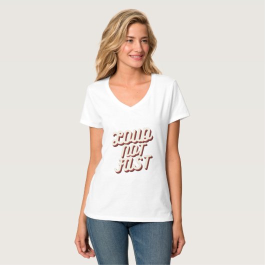 LOUD NOT FAST Tシャツ (正面フル)