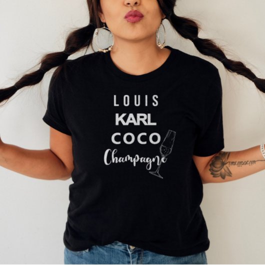 Louis Karl Coco Champagne Statement Tシャツ