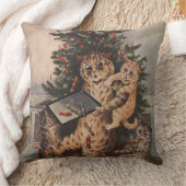 Louis Wain Christmas Time in Catland  クッション (ブランケット)