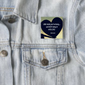 LOVEあなたは何を行うボタン – Adiela Akoo 缶バッジ (インサイチュ)