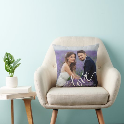 LOVEの結婚フォトモノグラム記念 クッション (椅子)