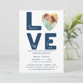 LOVEグラフィックミニマリストルックタイプライターフォントネイビー 招待状 (スタンド正面)