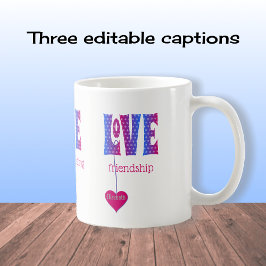 LOVEブルーパーソナライズされたピンクタイポグラフィ コーヒーマグカップ