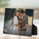 LOVE モダン Family エレガント Photo Keepsake フォトプラーク<br><div class="desc">この写真プラークで家族の永続的な力エレガントを受け入れる。優雅な「LOVE」の台本生まれたばかりのに収められた大切な家族や写真を取り入れたコンテンポラリー最高傑作は、どの家庭でも心温まる焦点となる。家族パーソナライズされたや子供の名前や特別なメッセージと共に、それは永遠の宝物に変わる。</div>