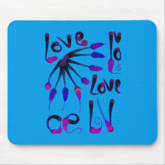 LOVE_モダンBLUE_SOかわいい マウスパッド
