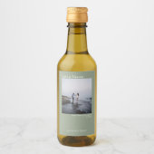 Love 感謝してい Sage Greenの結婚写真ミニ ワインラベル (正面)