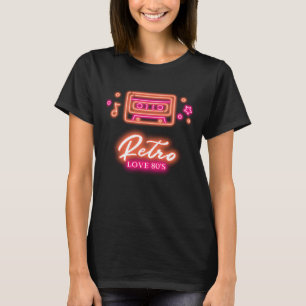 Love 80sレトロファッションスタイルカセットテープデザイン tシャツ