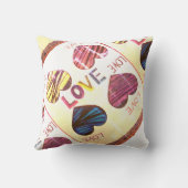 LOVE 80's クッション (裏面)