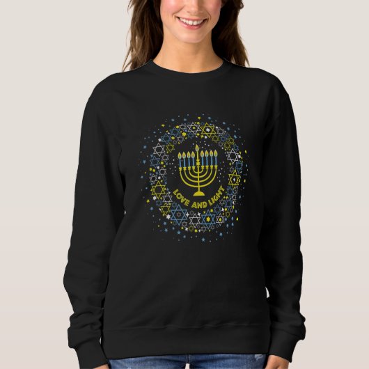 Love And Light Hanukkah Jew Menorah Jewish Chanuka スウェットシャツ (正面)