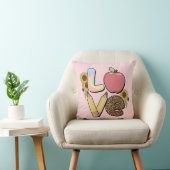 Love - Apple & Pencilカラフルとの先生デザイン クッション (椅子)