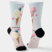 Love at First Lick: Bichon & Cat Ice Cream Art ソックス (傾斜あり)