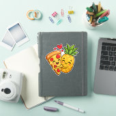 Love at First Slice - Pizza Meets Pineapple シール (iPadカバー)