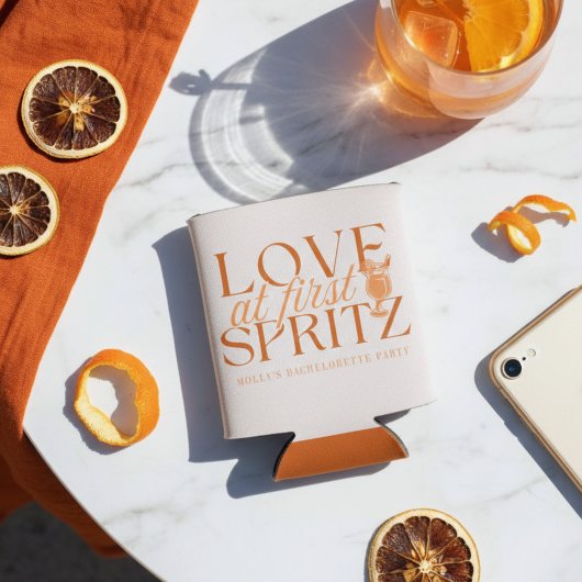 Love at First Spritz Bachelorette 缶クーラー