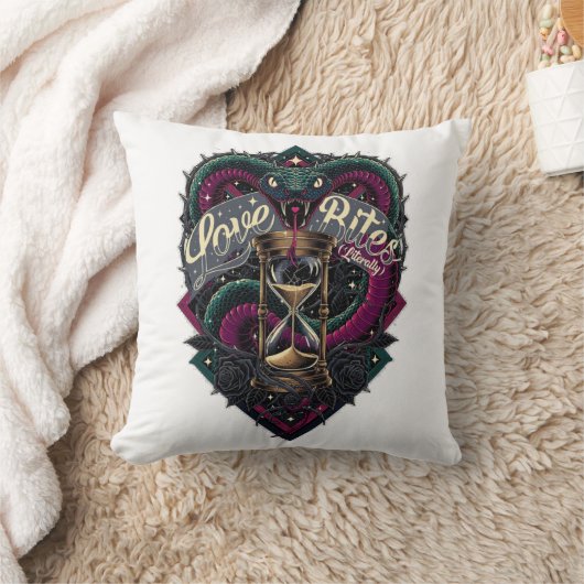 Love Bites (Literally) T-Shirt | Venomous Valentin クッション (ブランケット)