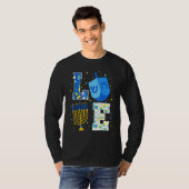 LOVE Cute Hanukkah 2022 Decorations Dreidel Menora Tシャツ (正面フル)