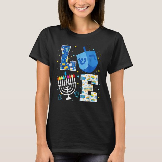 LOVE Cute Hanukkah Decorations Dreidel Menorah Cha Tシャツ (正面)