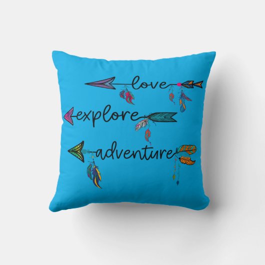 Love Explore Adventure Arrow Tribal Boho Design クッション (裏面)